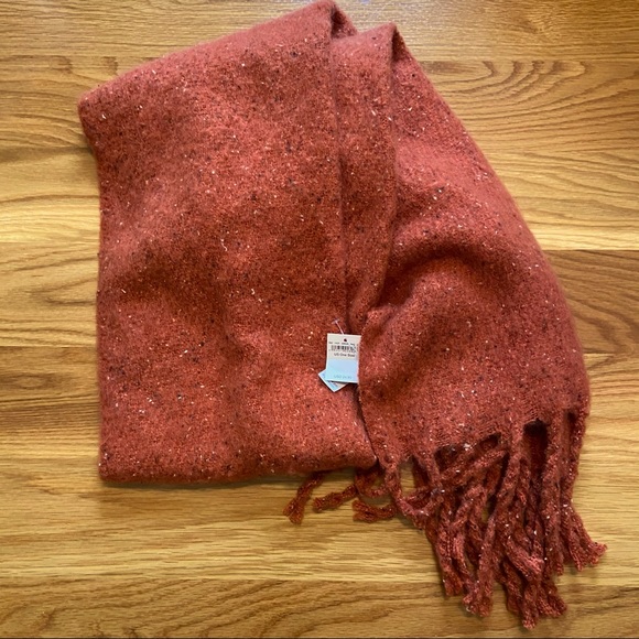 American Eagle Outfitters Accessories - American Eagle orange blanket scarf